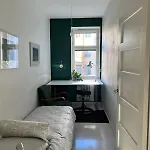 Luxurious 85m2 Hakaniemi, Center, Next To Metro *